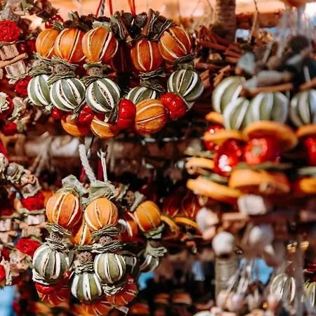 Orlay Gellert Hill View 4th Floor No Elevator *